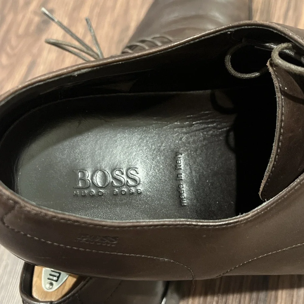 HUGO BOSS Brown Leather Oxford Dress Shoes Men's Size 11 Made In Italy